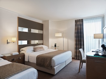 Family Room, 2 Bedrooms, Connecting Rooms, City View