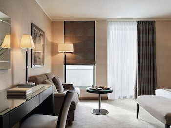 Executive Room, City View