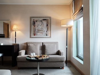 Executive Room, City View