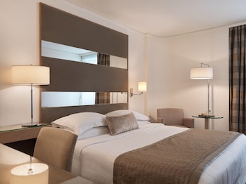 Superior Room, Pool View