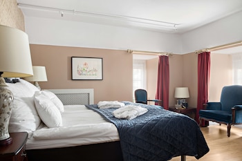Superior Room, 1 Queen Bed, Non Smoking