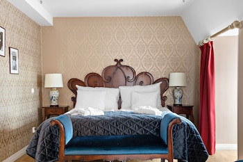 Superior Family Room - Queen Bed, Non Smoking