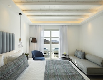 Junior Suite with Panoramic Sea View-New Section