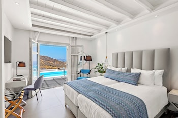 Deluxe Suite with Sharing Pool Panoramic Sea View-New Section