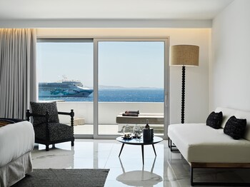 Sanctuary Grande Sea view Suite with Private pool