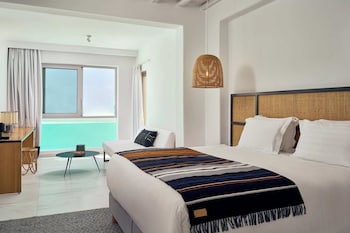 Sanctuary 2 Room Sea View Suite with 2 swim up Pools