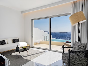Sanctuary Sea view Suite with Private Pool
