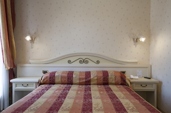 Classic Double Room, City View (San Marco)