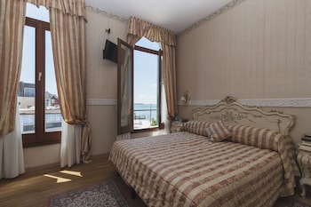 Comfort Double Room, Lagoon View