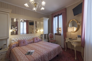 Comfort Double Room, Lagoon View
