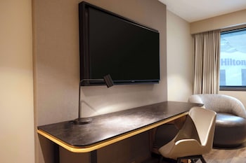 Room, 2 Double Beds (Airstrip view)