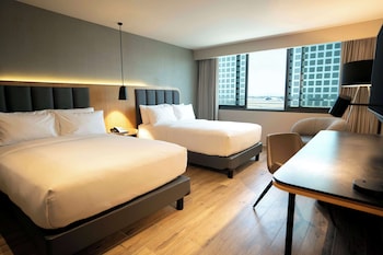 Room, 2 Double Beds (Airstrip view)