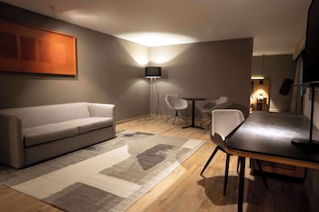 Suite, 1 King Bed