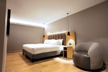 Junior Suite, 1 King Bed