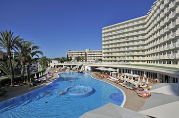 Room, Connecting Rooms, Pool View