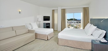 Room, Connecting Rooms, Pool View