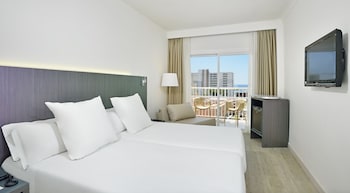 Room, Pool View (Sol)