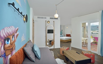 Family Suite, 2 Bedrooms (Xtra Katmandu)