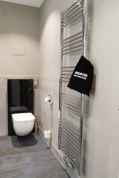 Junior Studio Suite