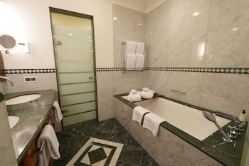 Sophia Brockhaus Suite