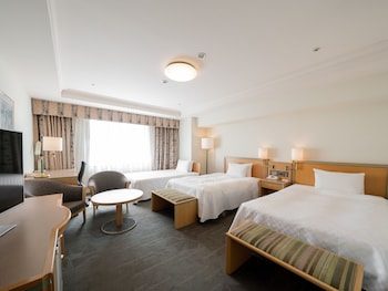 Corner Deluxe Twin Room, Non Smoking (2 Single beds)
