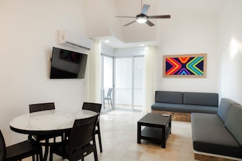 Suite, 1 Bedroom, Terrace, Sea Facing