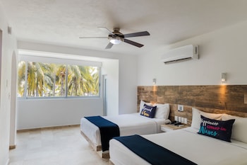 Standard Room, 2 Double Beds