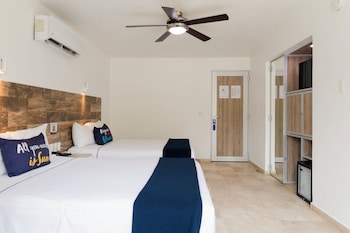 Standard Room, 2 Double Beds