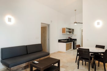 Suite, 1 Bedroom, Terrace, Sea Facing