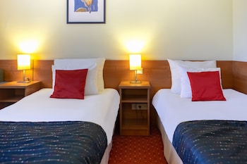 Standard Twin Room, 2 Twin Beds, Ground Floor