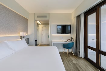 Superior Room Frontal Sea View
