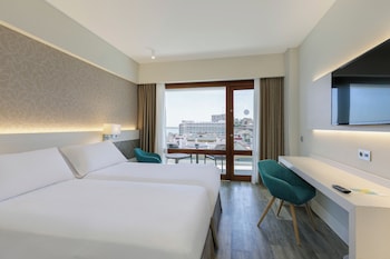 Superior Room Lateral Sea View (3AD)