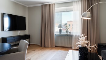 Suite, 1 Double Bed, Non Smoking