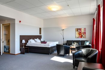 Suite, 1 Double Bed, Non Smoking