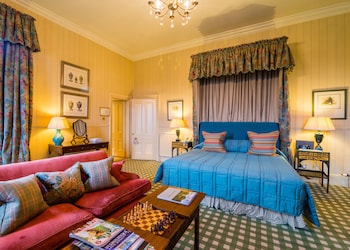 Double or Twin Room (Large)