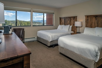 Petite Hotel Room