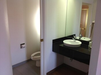 Standard Room, 2 Double Beds, Smoking