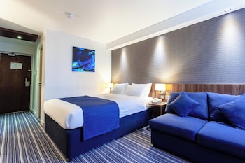 Standard Room, 1 Double Bed with Sofa bed (Free Hot Breakfast)