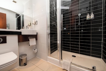 Standard Room, Multiple Beds (with Free Hot Breakfast)