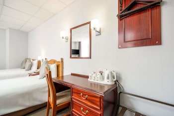 Standard Room, 3 Twin Beds, Non Smoking