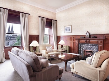 Townhouse Suite