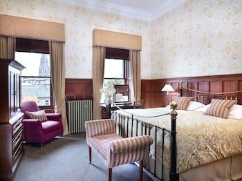Townhouse Suite
