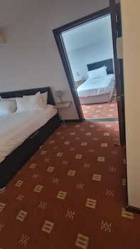 Family Room, Multiple Beds, Non Smoking