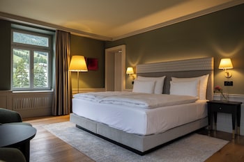Corner Room Cresta with Balcony