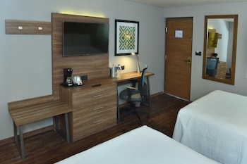 Standard Room, 2 Queen Beds