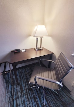Suite, Multiple Beds, Non Smoking