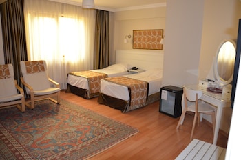 Family Quadruple Room, Multiple Beds