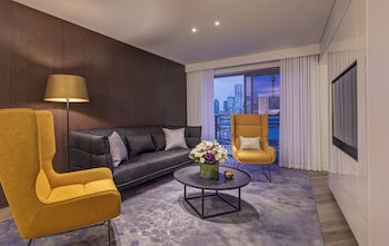One Bedroom Harbour View Suite