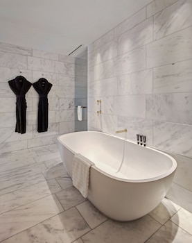 Harbour Star Suite