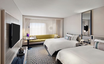 Premium Twin Room (Harbour Twin)